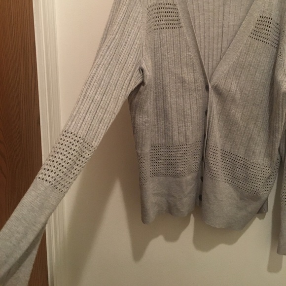 Long Sleeved Button-Up Cardigan - Picture 3 of 4